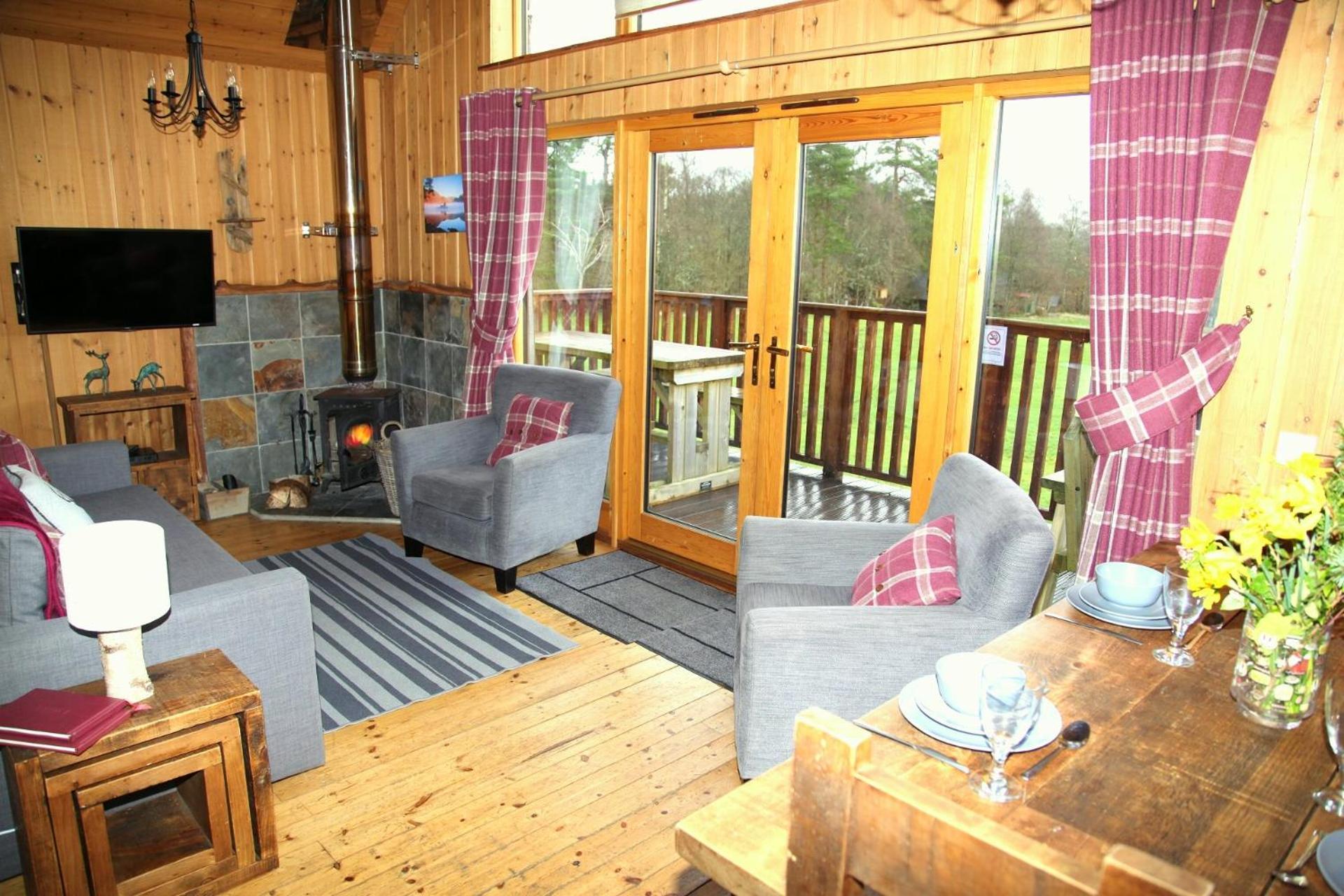 奥赛湖景山林小屋 Dalavich 外观 照片